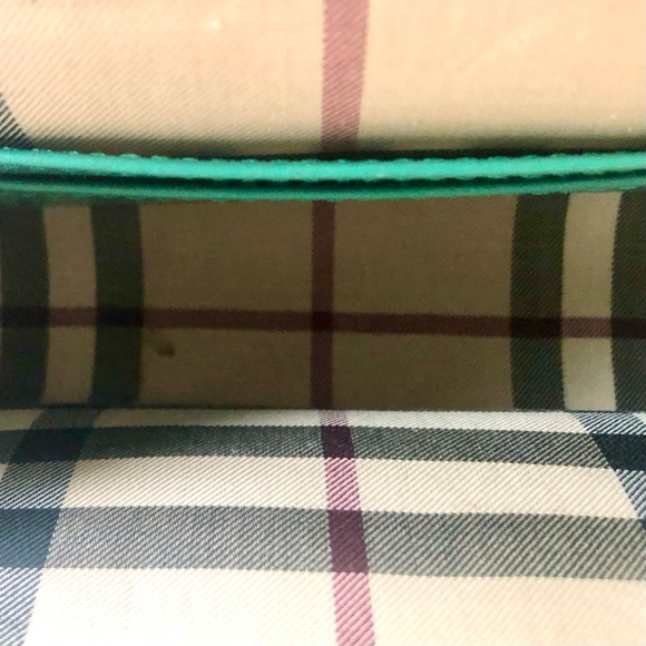 Burberry London Turquoise Croc Pattern Wristlet Clutch Bag Plaid Print Interior - Picture 3 of 5